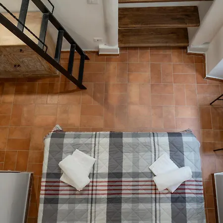 Domus Capocci - Rione Monti Apartment