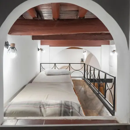 Domus Capocci - Rione Monti * Roma